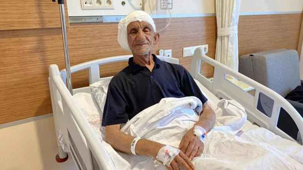 Ameliyatta kulağından çıkanlar şaşkına çevirdi!